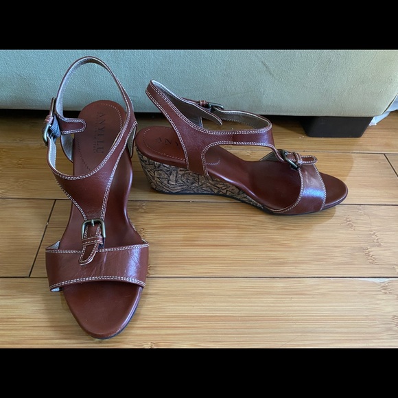 Anyi Lu wedge sandals - Picture 1 of 4
